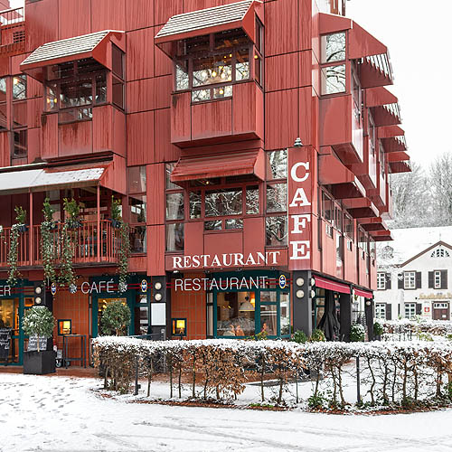 Theatercafé im Schnee in Bergisch Gladbach